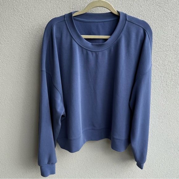 lululemon athletica Tops - Lululemon Perfectly Oversized Cropped Crew Softstreme Sweatshirt in water drop